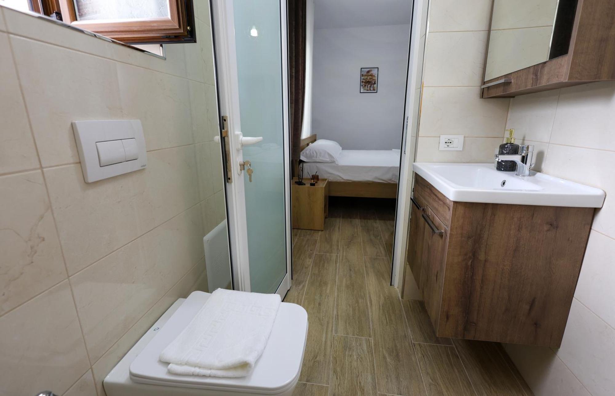 Hotel Vila Vreko B&B Berat Dış mekan fotoğraf